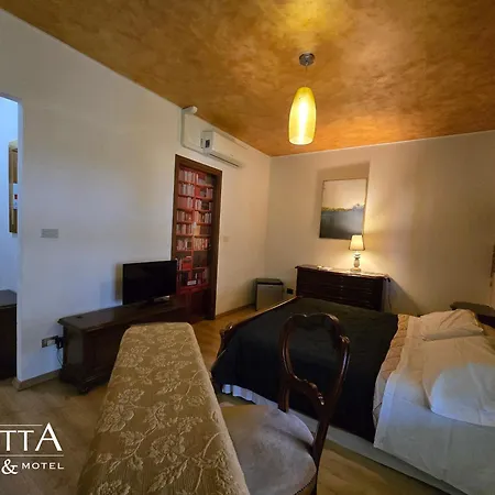 Hotel Mhotel Motta Costigliole d'Asti