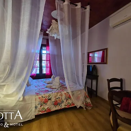 Hotel Mhotel Motta