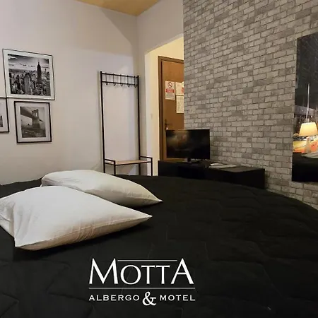 Mhotel Motta 3* Costigliole d'Asti
