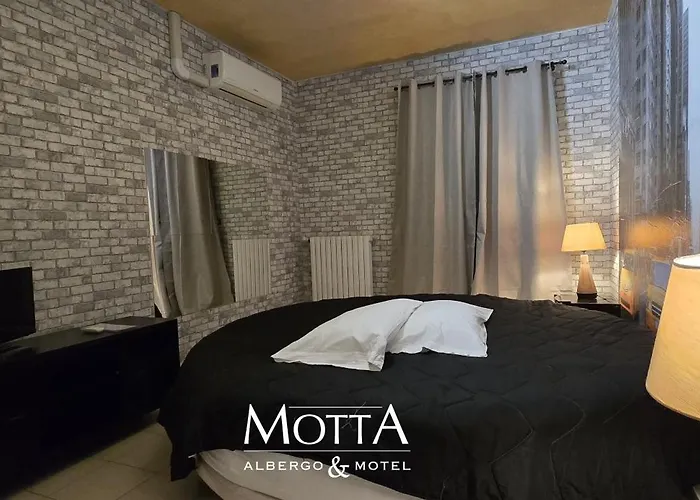 호텔 Mhotel Motta 코스티글리올레 다스티
